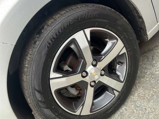 CHEVROLET-ONIX-1.4 MPFI LTZ 8V FLEX 4P AUTOMÁTICO CHEVROLET-ONIX-2017