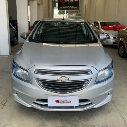 CHEVROLET-PRISMA-2015