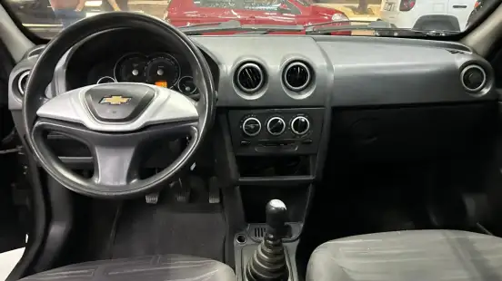 CHEVROLET-PRISMA-2010
