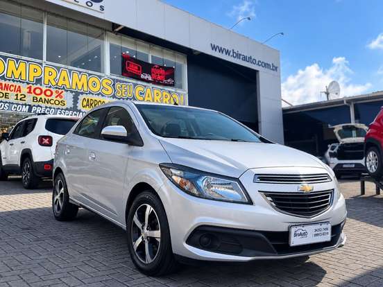 CHEVROLET-PRISMA-2015