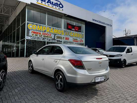 CHEVROLET-PRISMA-2015