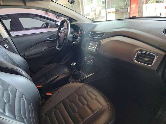 CHEVROLET-PRISMA-2019