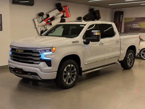 CHEVROLET SILVERADO 5.3 V8 GASOLINA 1500 HIGH COUNTRY 4X4 AUTOMÁTICO