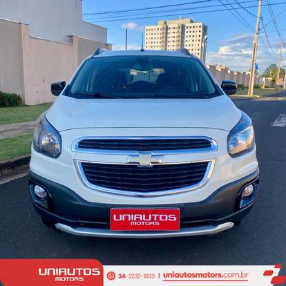 CHEVROLET-SPIN-2017