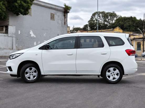 CHEVROLET-SPIN-1.8 LS 8V FLEX 4P MANUAL CHEVROLET-SPIN-2023