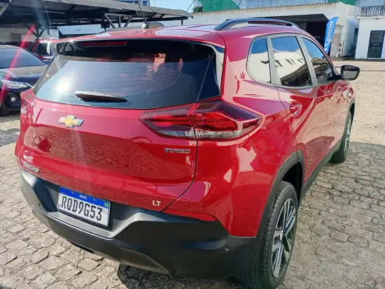 CHEVROLET-TRACKER-2023