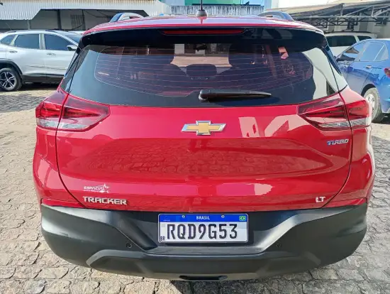 CHEVROLET-TRACKER-2023