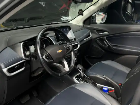 CHEVROLET-TRACKER-2025