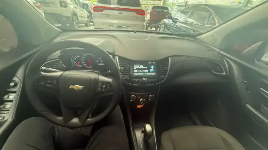 CHEVROLET-TRACKER-2018