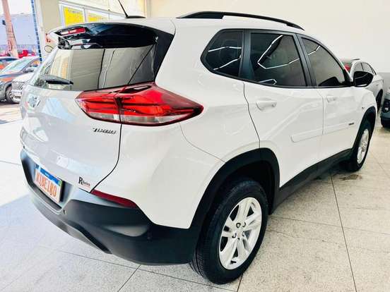 CHEVROLET-TRACKER-2020
