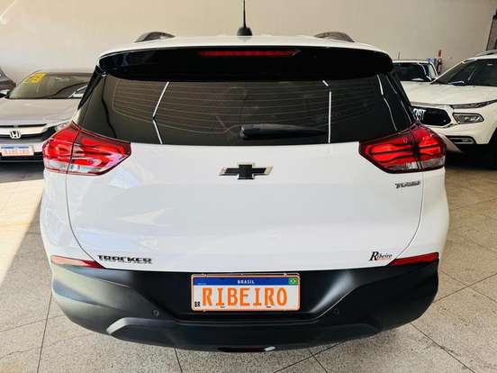 CHEVROLET-TRACKER-2020