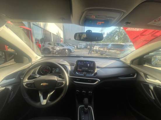 CHEVROLET-TRACKER-2023