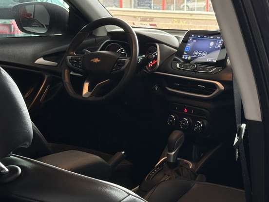 CHEVROLET-TRACKER-2024