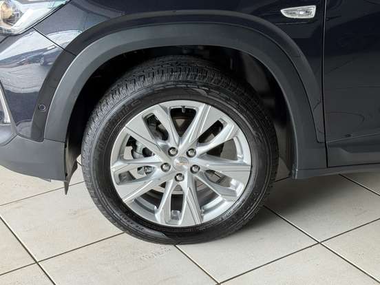 CHEVROLET-TRACKER-2024