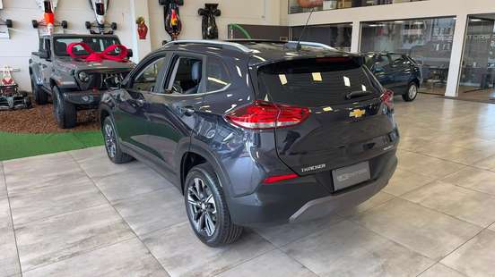CHEVROLET-TRACKER-2024