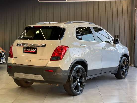 CHEVROLET-TRACKER-2014