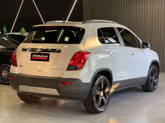 CHEVROLET-TRACKER-2014