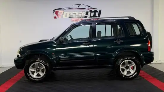 CHEVROLET-TRACKER-2001