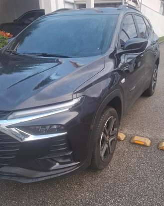 CHEVROLET-TRACKER-2025
