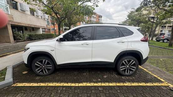 CHEVROLET-TRACKER-2024