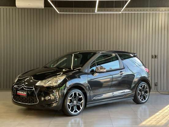 CITROËN-DS3-2012