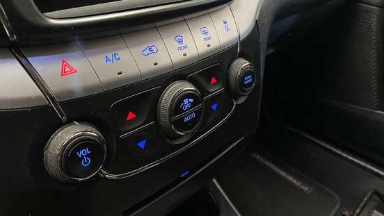 FIAT-FREEMONT-2.4 PRECISION 16V GASOLINA 4P AUTOMÁTICO FIAT-FREEMONT-2011