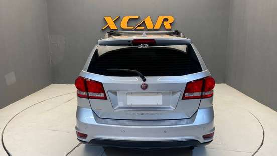 FIAT-FREEMONT-2.4 PRECISION 16V GASOLINA 4P AUTOMÁTICO FIAT-FREEMONT-2011