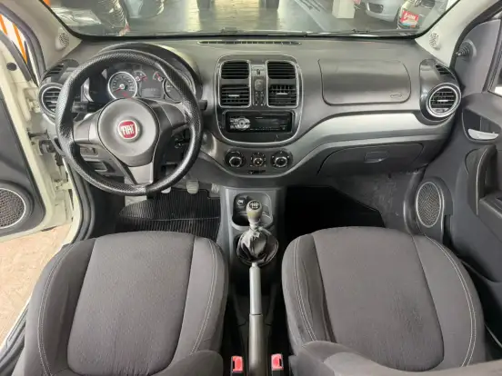 FIAT-GRAND SIENA-1.4 MPI ATTRACTIVE 8V FLEX 4P MANUAL FIAT-GRAND SIENA-2016