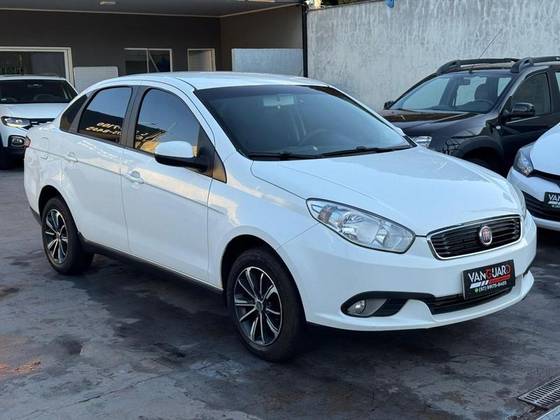 FIAT GRAND SIENA 1.4 MPI ATTRACTIVE 8V FLEX 4P MANUAL