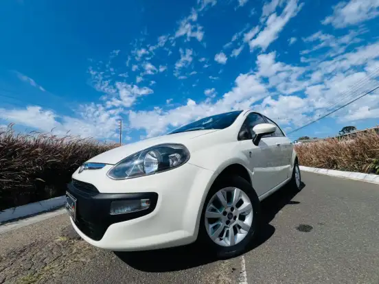FIAT-PUNTO-1.4 ATTRACTIVE 8V FLEX 4P MANUAL FIAT-PUNTO-2015