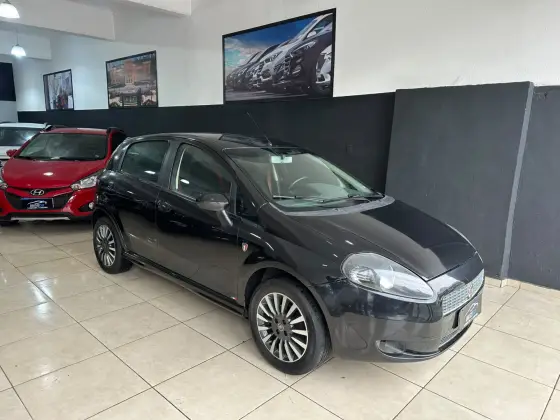 FIAT PUNTO 1.8 SPORTING 8V FLEX 4P MANUAL