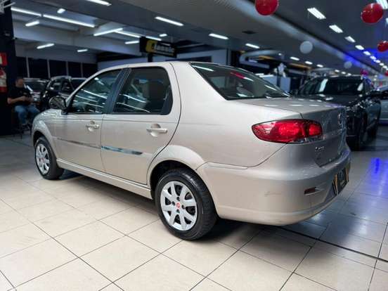FIAT-SIENA-2013