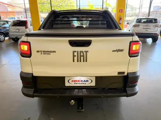 FIAT-STRADA-2023
