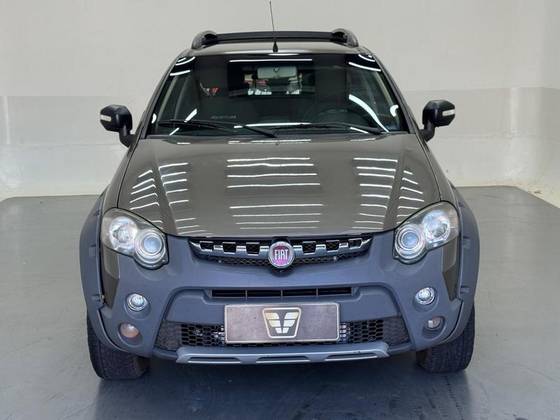 FIAT STRADA 1.8 MPI ADVENTURE CD 16V FLEX 3P MANUAL