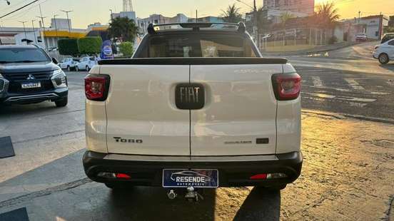 FIAT-TORO-2022