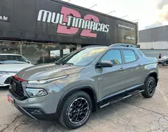 FIAT TORO 2.0 16V TURBO DIESEL ULTRA 4WD AT9 FIAT TORO 2.0 16V TURBO DIESEL ULTRA 4WD AT9