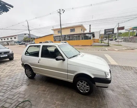 FIAT-UNO-2009