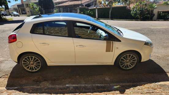 FIAT-BRAVO-2012