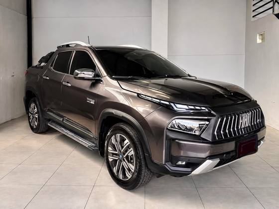 FIAT TORO 2.2 TURBO DIESEL RANCH 4WD AT9