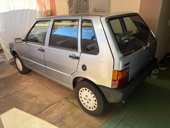 FIAT UNO 1.0 MILLE ELETRONIC 8V GASOLINA 4P MANUAL