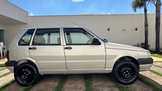 FIAT UNO 1.0 MPI MILLE FIRE ECONOMY 8V FLEX 4P MANUAL