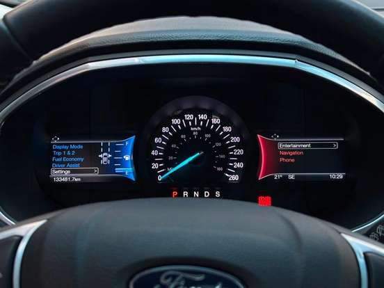 FORD-EDGE-2016
