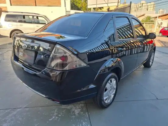 FORD-FIESTA-2013