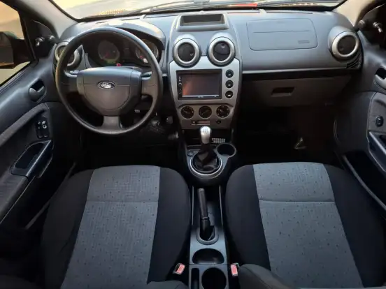 FORD-FIESTA-1.6 MPI SEDAN 8V FLEX 4P MANUAL FORD-FIESTA-2013