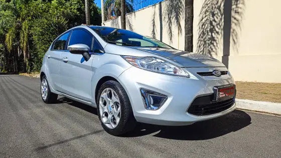 FORD FIESTA 1.6 SE HATCH 16V FLEX 4P MANUAL