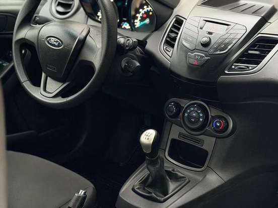 FORD-FIESTA-1.5 SE HATCH 16V FLEX 4P MANUAL FORD-FIESTA-2015