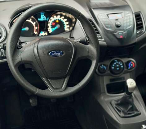 FORD-FIESTA-2015