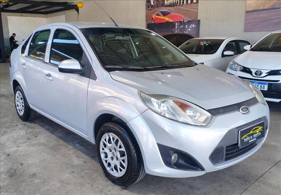 FORD FIESTA 1.6 SE SEDAN 16V FLEX 4P MANUAL