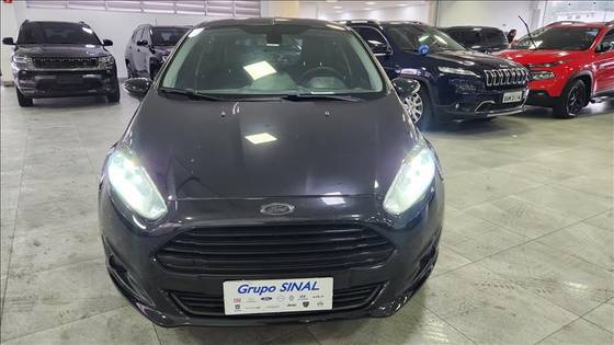 FORD FIESTA 1.6 TITANIUM HATCH 16V FLEX 4P POWERSHIFT