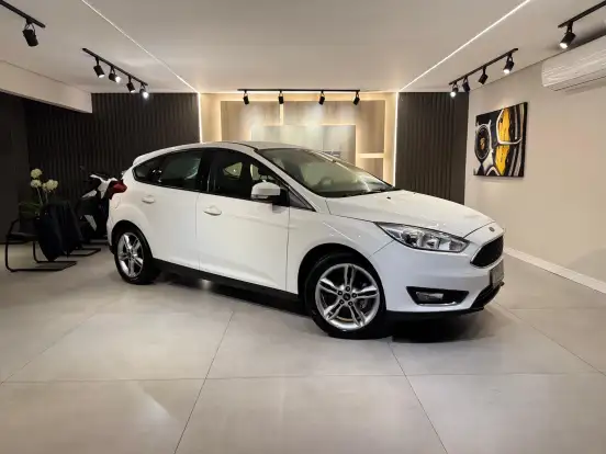 FORD-FOCUS-1.6 SE PLUS 16V FLEX 4P MANUAL FORD-FOCUS-2017